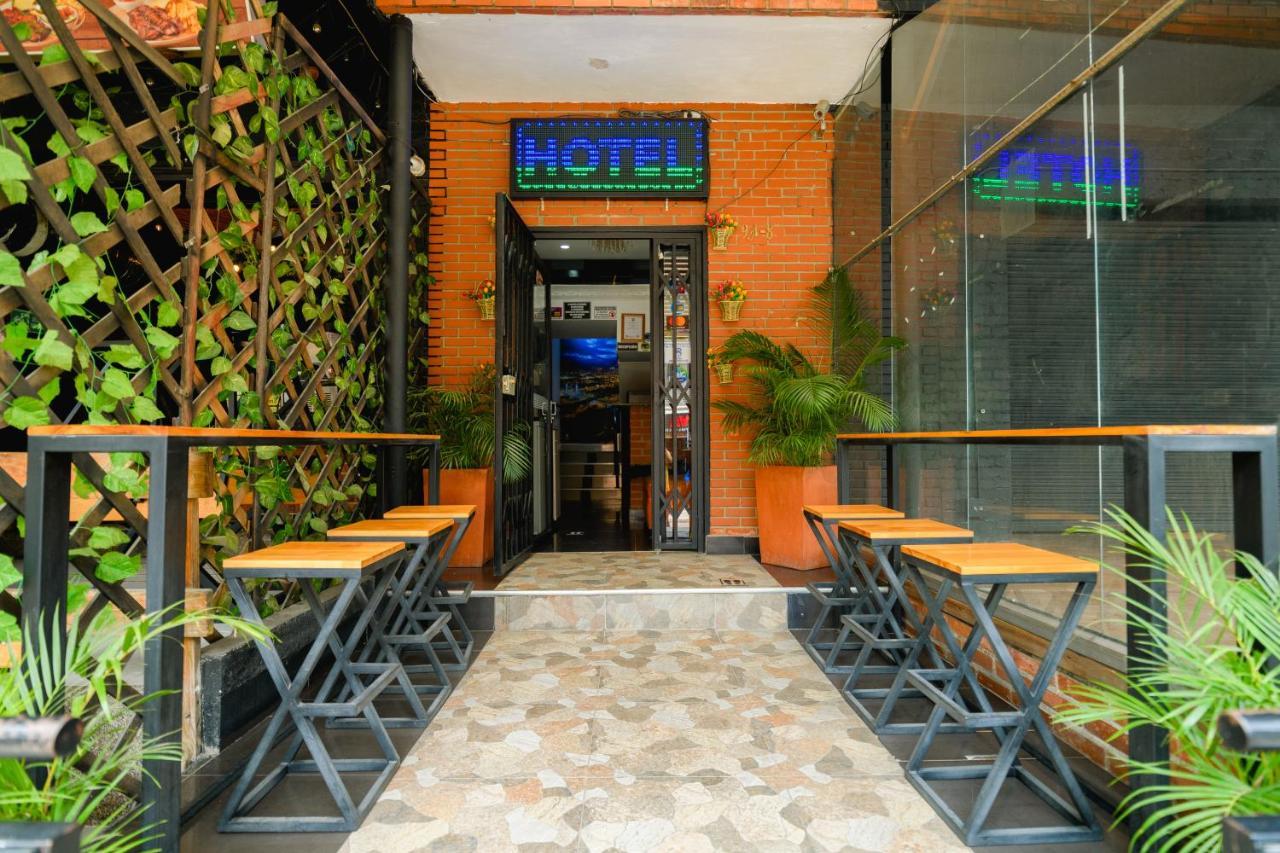 Hotel Lleras Premium #1 Medellín Exterior foto
